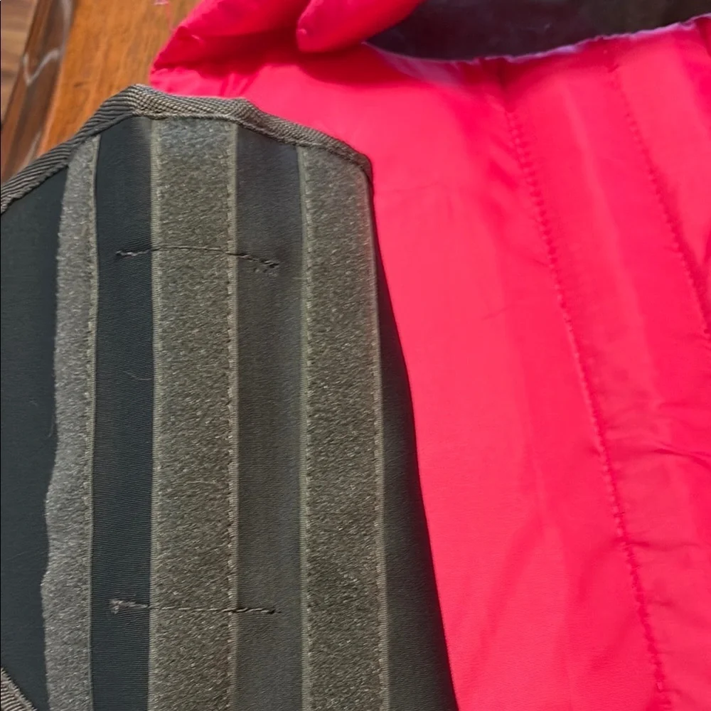 Outward Hound bright pink